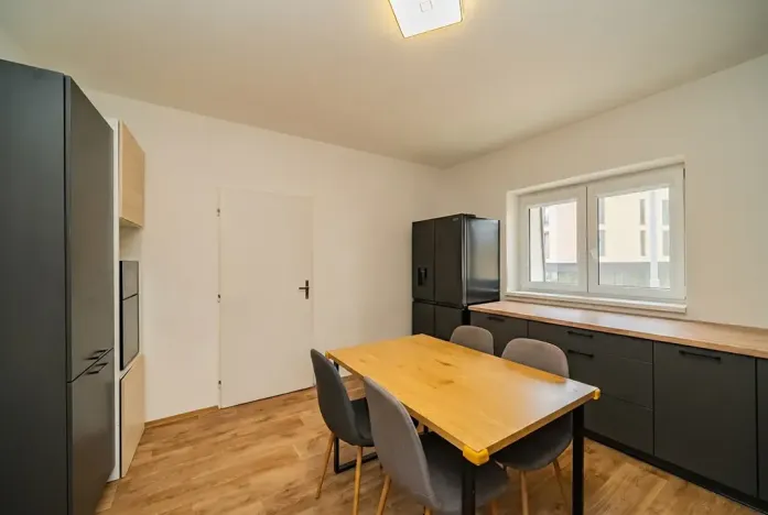 Pronájem bytu 3+1, Praha - Hodkovičky, V náklích, 93 m2
