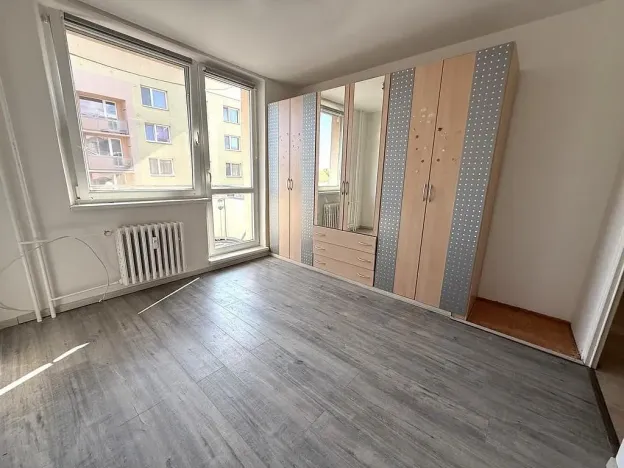 Pronájem bytu 2+1, Hrušovany u Brna, Sídliště, 58 m2