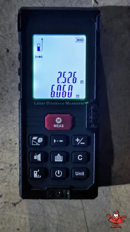 Pronájem garážového stání, Praha - Troja, Hnězdenská, 15 m2