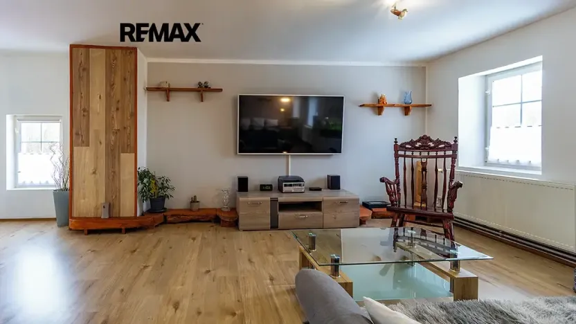 Prodej rodinného domu, Žandov, 296 m2