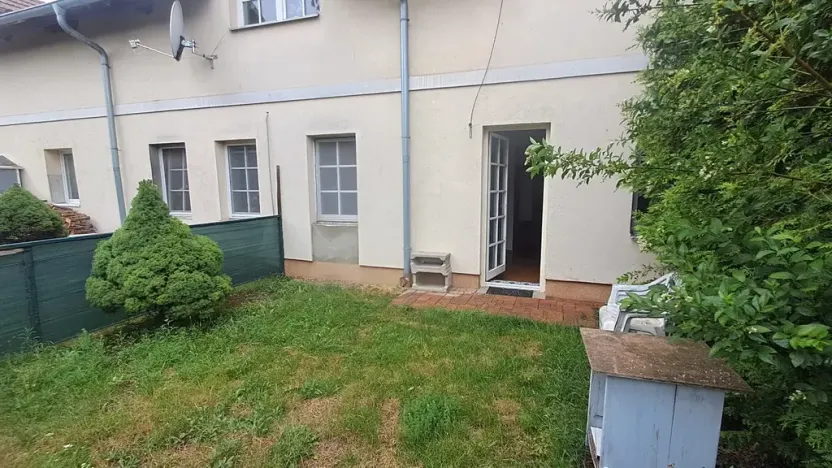 Prodej bytu 2+kk, Holubice, Za Dvorem, 45 m2