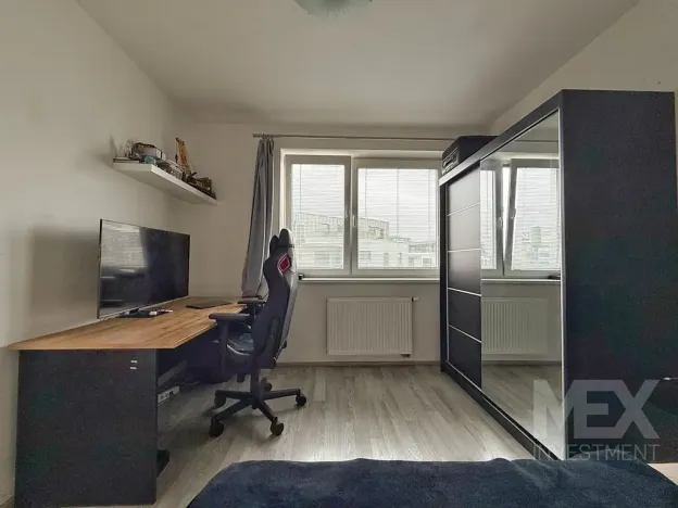 Prodej bytu 2+kk, Hradec Králové, Antonína Petrofa, 51 m2