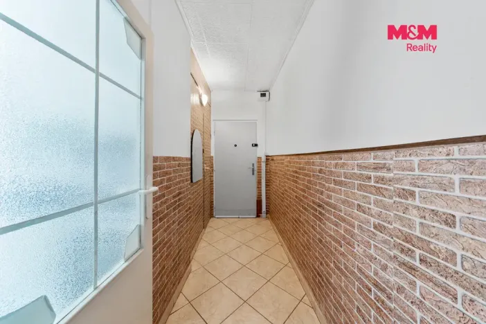 Prodej bytu 2+1, Povrly, Sídliště II, 58 m2