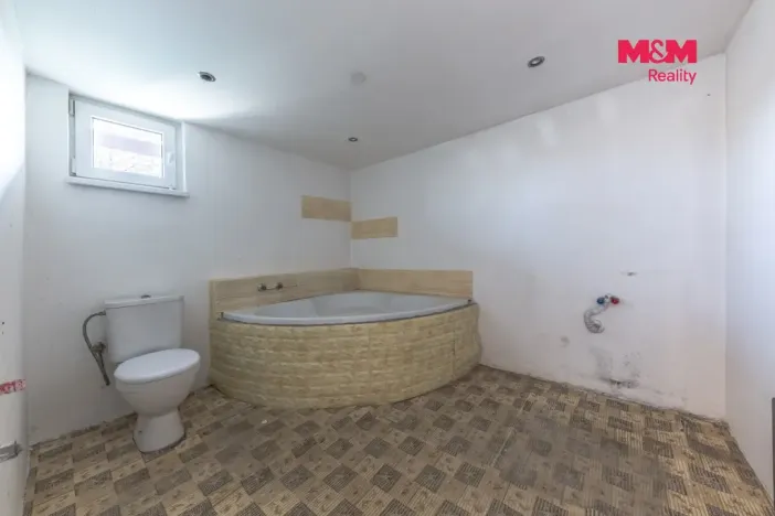 Prodej rodinného domu, Neratovice - Mlékojedy, Hlavní, 144 m2