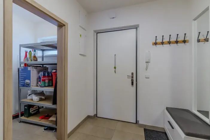 Pronájem bytu 2+kk, Praha - Modřany, Mezi vodami, 57 m2