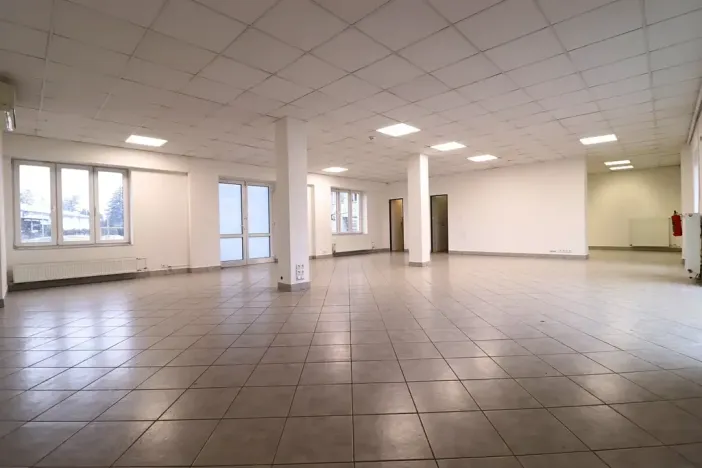 Pronájem obchodního prostoru, Modřice, Brněnská, 158 m2