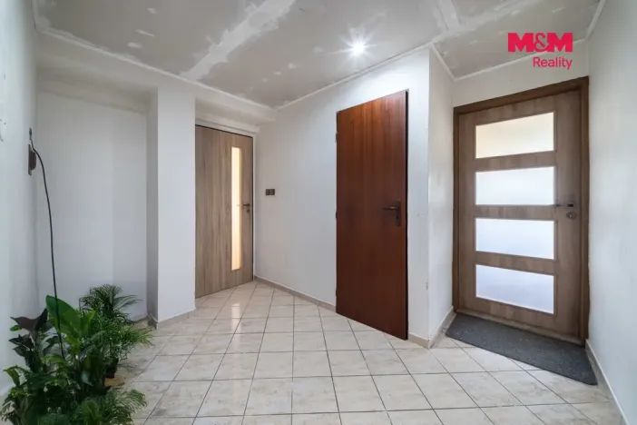 Prodej rodinného domu, Zavidov, 146 m2