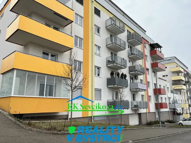 Pronájem garážového stání, Brno, Sentická, 12 m2