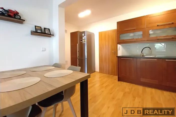 Prodej bytu 3+kk, Chýně, Na Kališti, 76 m2