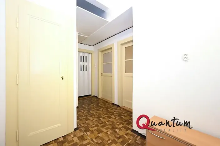 Pronájem bytu 1+1, Praha - Vinohrady, Fričova, 46 m2