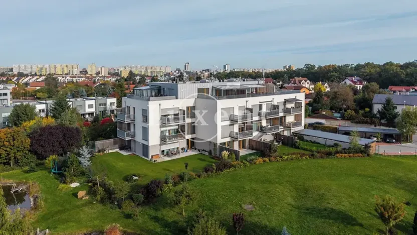 Prodej bytu 2+kk, Praha, Formanská, 56 m2