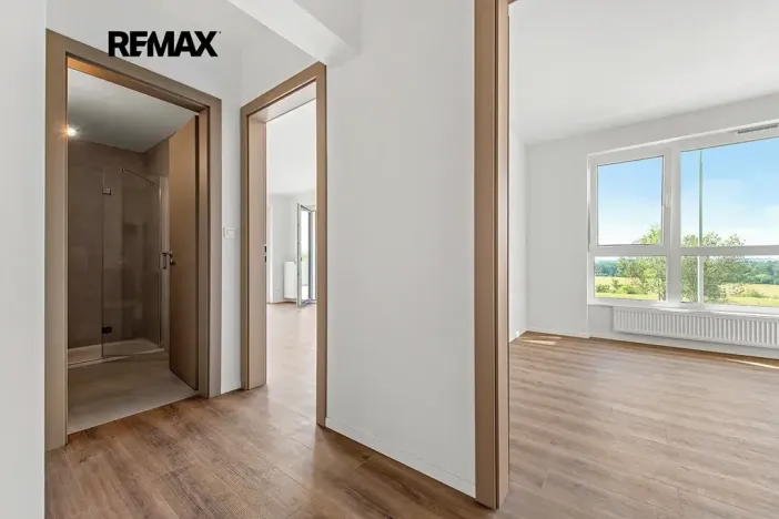 Prodej bytu 2+kk, Praha - Černý Most, Arnošta Valenty, 49 m2