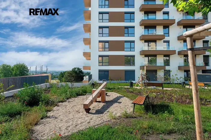 Prodej bytu 2+kk, Praha - Černý Most, Arnošta Valenty, 49 m2