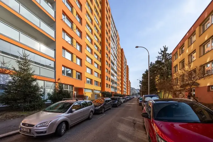 Prodej bytu 2+kk, Praha - Bohnice, Zelenohorská, 44 m2