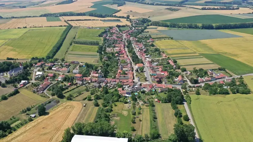 Prodej pozemku pro bydlení, Kučerov, 1639 m2