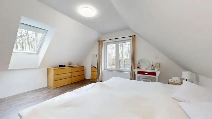 Prodej rodinného domu, Hradešín, 207 m2