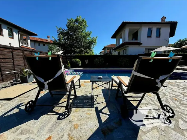 Prodej rodinného domu, Pomorie, Bulharsko, 179 m2