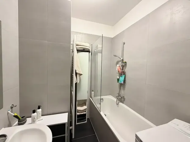 Pronájem bytu 2+kk, Praha - Vršovice, Omská, 50 m2