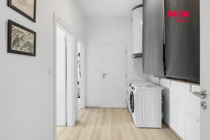 Prodej bytu 4+kk, Křížkový Újezdec - Čenětice, 158 m2
