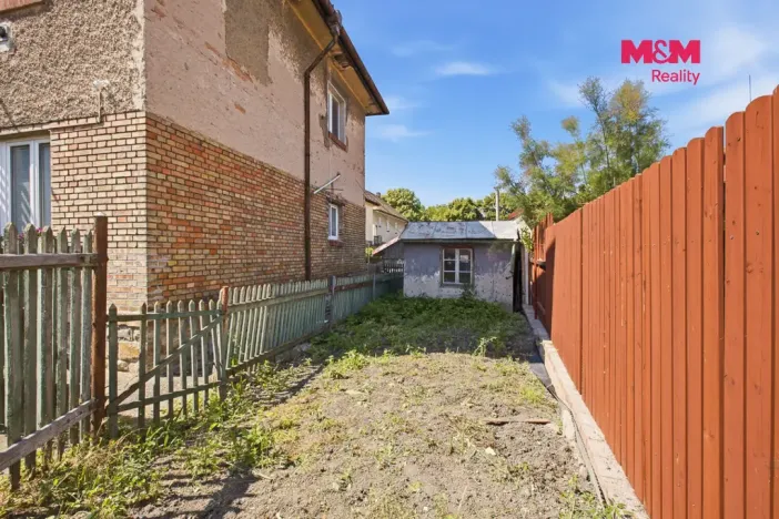 Prodej bytu 2+1, Louny, Jarošova, 50 m2