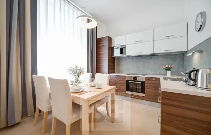 Pronájem bytu 2+1, Brno, Biskupská, 72 m2