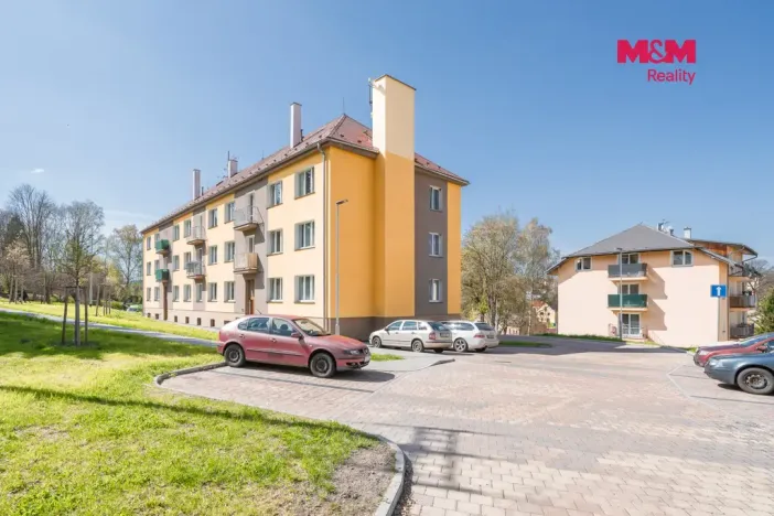 Prodej bytu 2+1, Plesná, 5. května, 50 m2