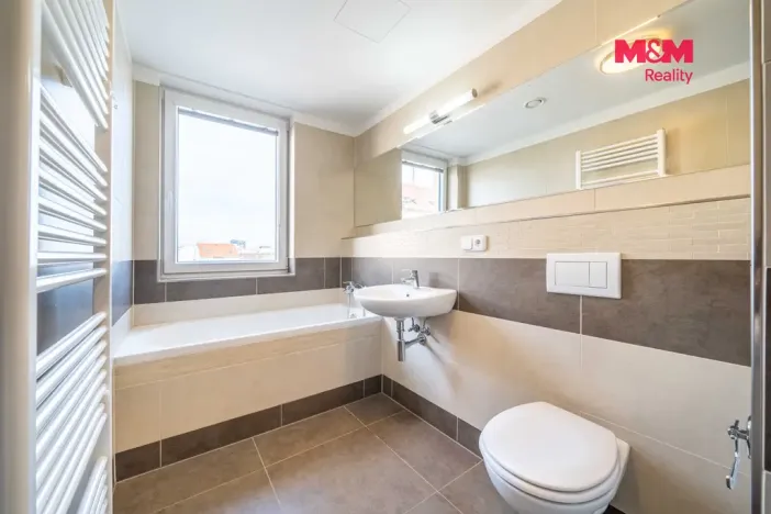 Pronájem bytu 1+kk, Plzeň - Jižní Předměstí, Presslova, 36 m2
