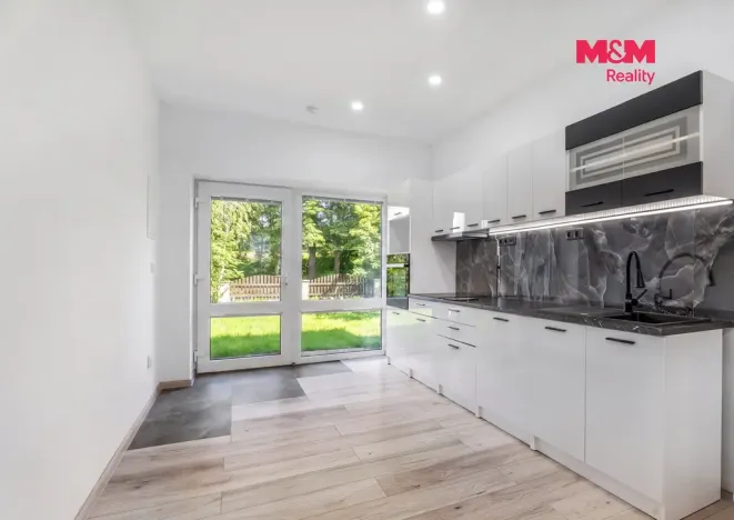 Pronájem bytu 4+kk, Jablonec nad Nisou - Mšeno nad Nisou, U Přehrady, 90 m2