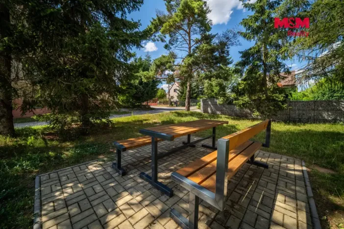 Prodej bytu 3+1, Suchomasty, 74 m2