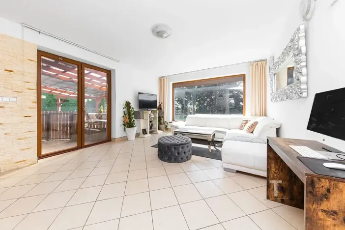 Prodej rodinného domu, Lechovice, 280 m2