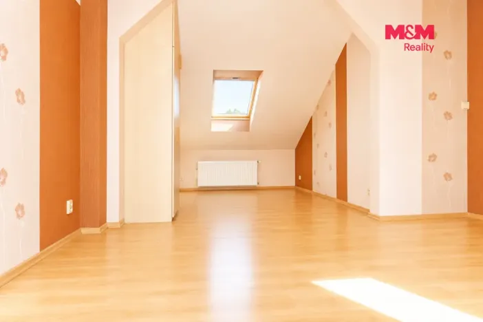 Pronájem bytu 4+kk, Karlovy Vary - Tašovice, Česká, 120 m2