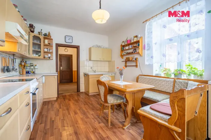 Prodej rodinného domu, Nová Bystřice - Albeř, 187 m2