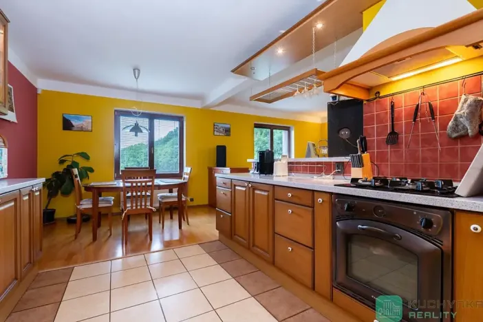 Prodej rodinného domu, Košťany, Na Hampuši, 265 m2