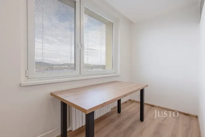 Pronájem bytu 2+1, Zlín, L. Váchy, 54 m2