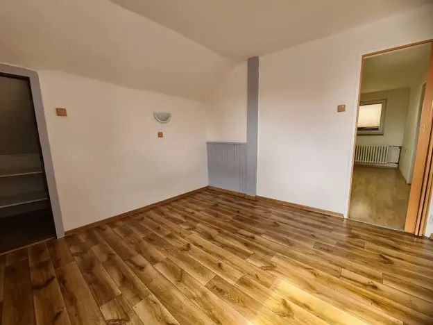 Pronájem bytu 2+1, Praha - Horní Měcholupy, Jaroměřská, 70 m2