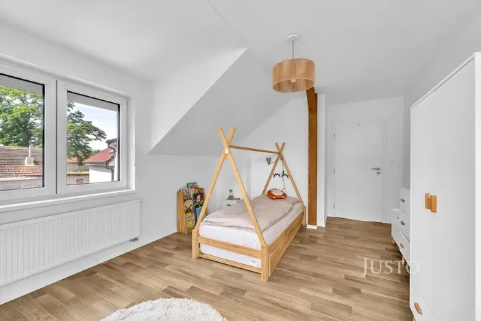 Prodej bytu 4+kk, Býkev, 128 m2