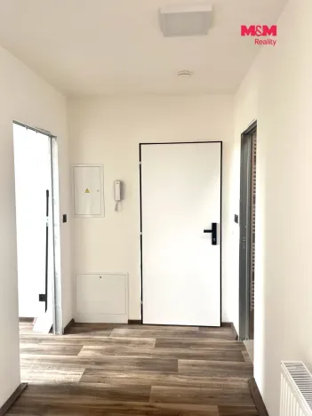 Pronájem bytu 2+kk, Tlučná, Tlučenská kolonie, 37 m2