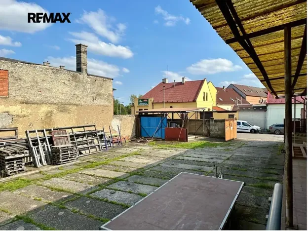 Pronájem obchodního prostoru, Kladno, Na kovárně, 400 m2