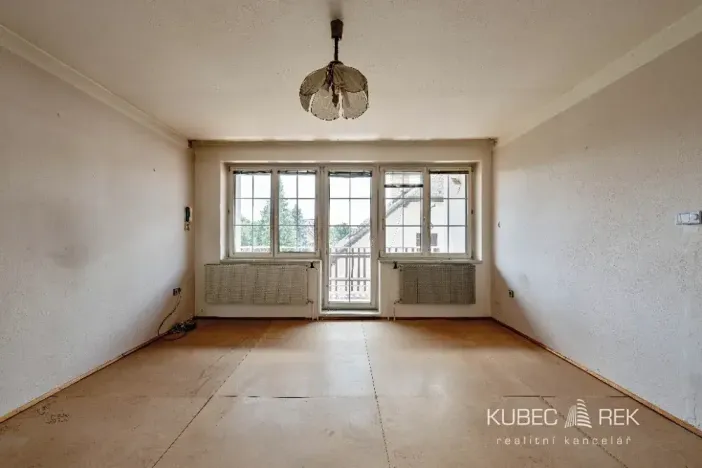 Prodej obchodního prostoru, Tábor, Jihlavská, 330 m2