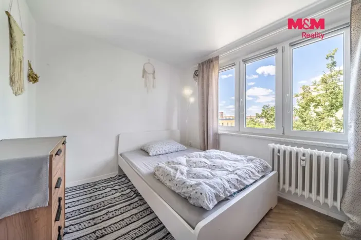 Prodej bytu 3+1, Plzeň - Lobzy, Rokycanská, 64 m2