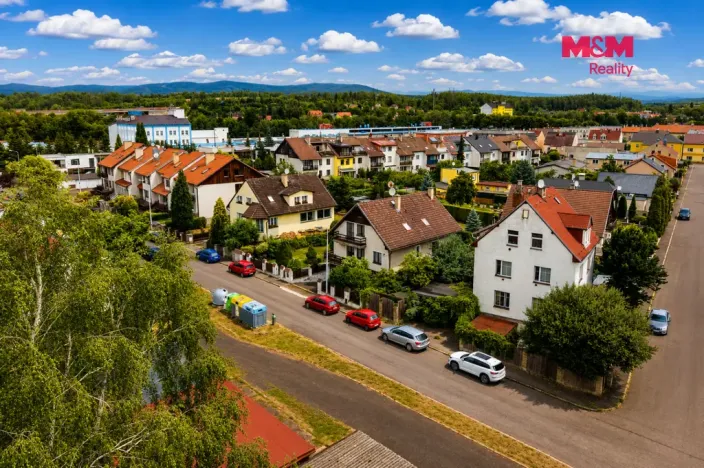 Prodej činžovního domu, Karlovy Vary - Dvory, V Lučinách, 330 m2