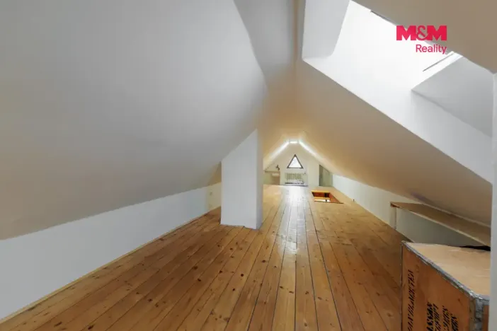 Prodej činžovního domu, Karlovy Vary - Dvory, V Lučinách, 330 m2