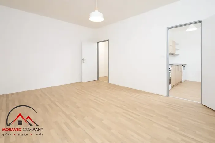 Pronájem bytu 2+1, Krnov, SPC H, 49 m2