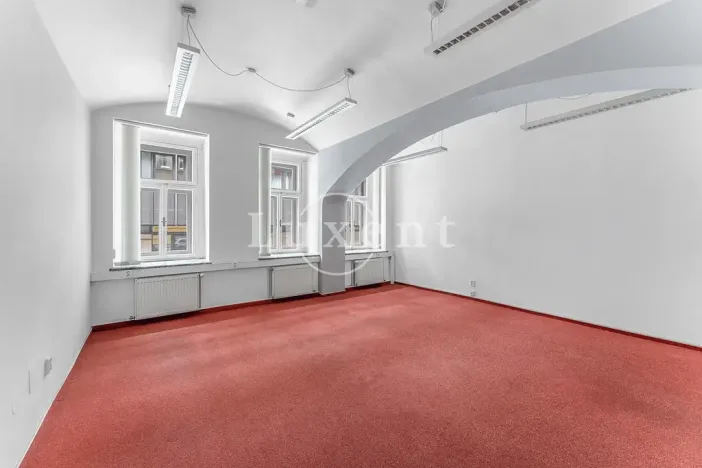 Prodej činžovního domu, Praha - Nové Město, Na bojišti, 805 m2