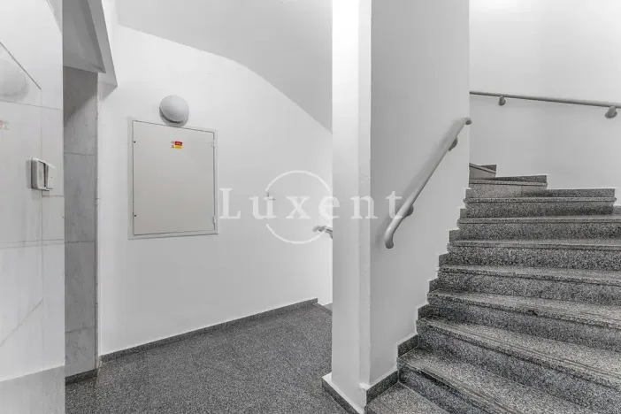 Prodej činžovního domu, Praha - Nové Město, Na bojišti, 805 m2