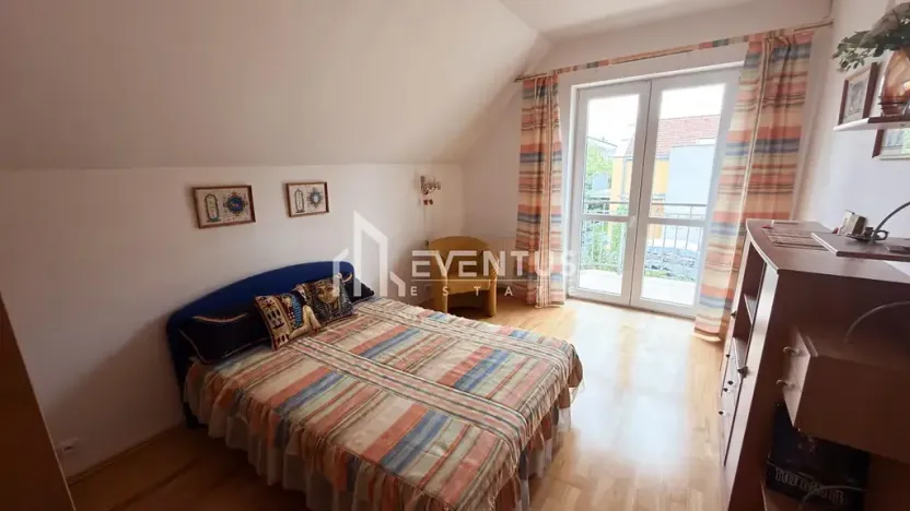Prodej rodinného domu, Praha - Lysolaje, Nad Helmrovkou, 300 m2