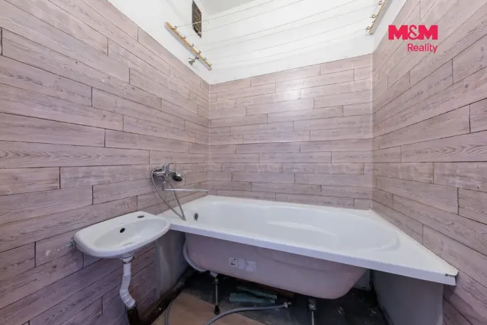 Prodej bytu 2+1, Rotava, Sídliště, 53 m2