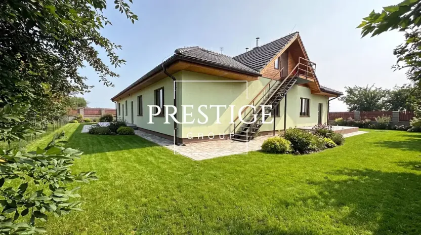 Pronájem komerční nemovitosti, Horoměřice, Švejkova, 180 m2