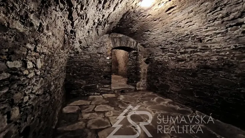 Prodej obchodního prostoru, Kašperské Hory, Náměstí, 161 m2