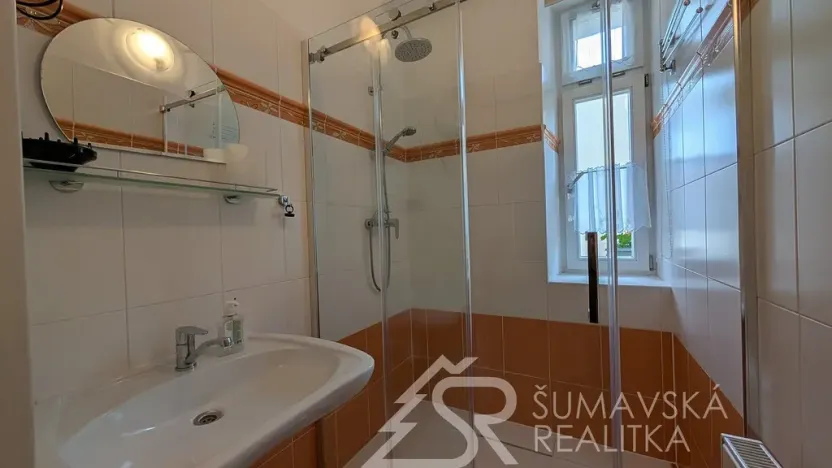 Prodej bytu 1+1, Kašperské Hory, Náměstí, 86 m2